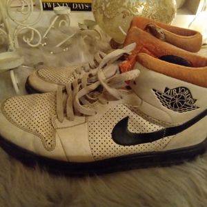 Nike Jordan Air One electro orange